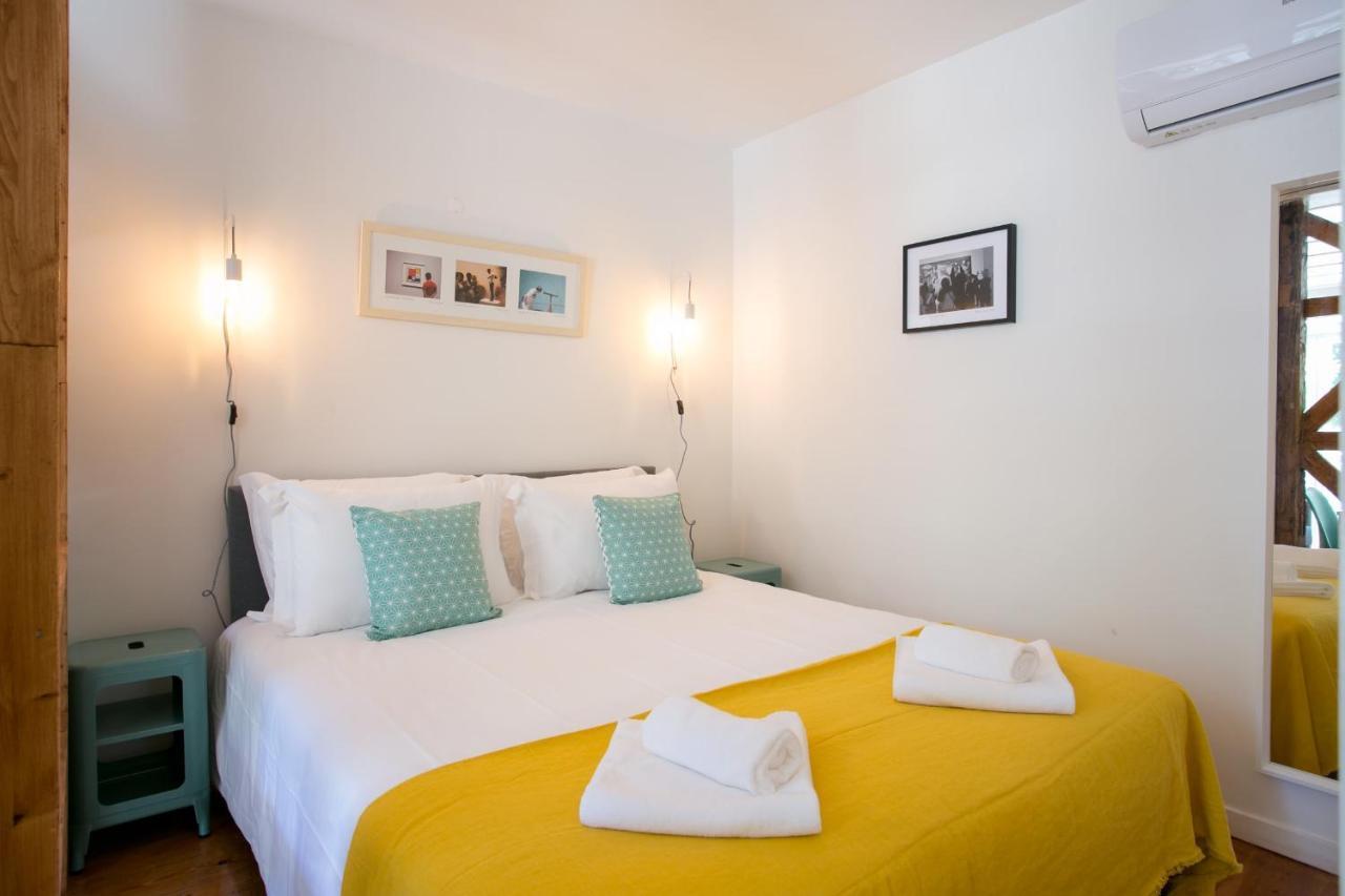 Sunny Photographers Studio With Balcony In Alcantara Apartment Lissabon